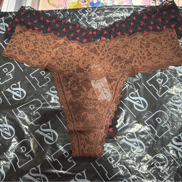 Victoria’s Secret Lace Thong Panties - Picture 5 of 6